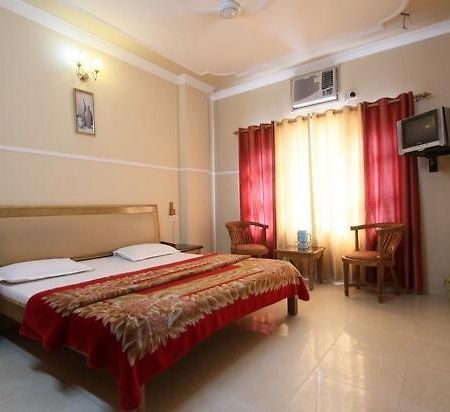 Hotel King Haridwār Zimmer foto